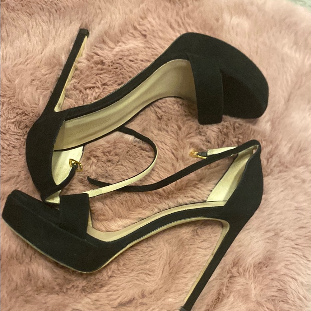 Stuart Weitzman Black and Gold Heels with Stiletto Design
